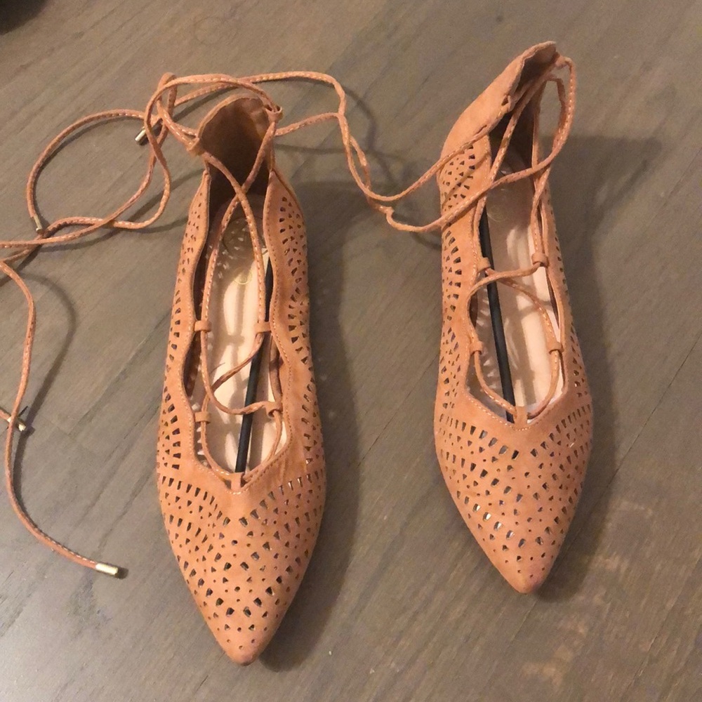 Missguided flats with laces